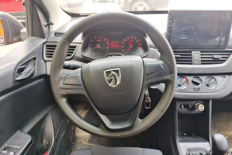Used Baojun 310 2016 1.2L Manual Value Edition Steering Wheel