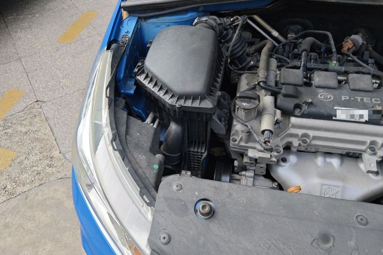 Used Baojun 310 2017 1.5L Automatic Fashion Model Engine Bay Right