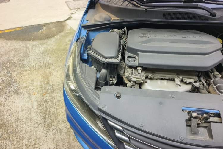 Used Baojun 310 2017 1.5L Manual Luxury Model Engine Bay Right