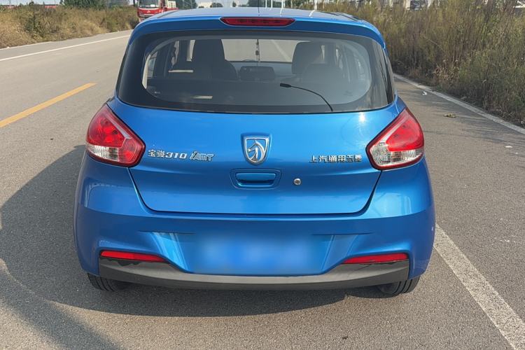 Used Baojun 310 2017 1.5L automatic comfort version Exterior 4
