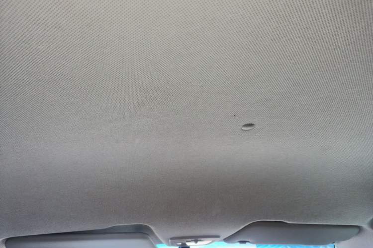 Used Baojun 310 2017 1.5L Automatic Fashion Model Headliner