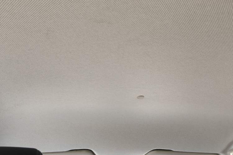Used Baojun 310 2017 1.5L Automatic Fashion Model Headliner