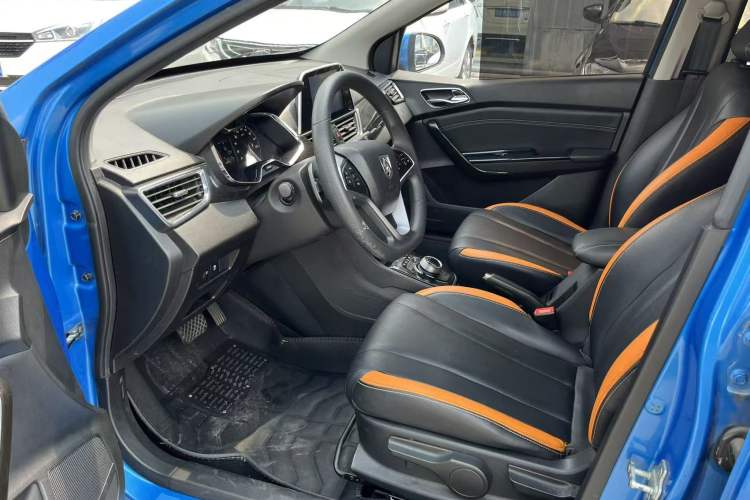 Used Baojun 310 2017 1.5L Automatic Luxury Model Interior 2