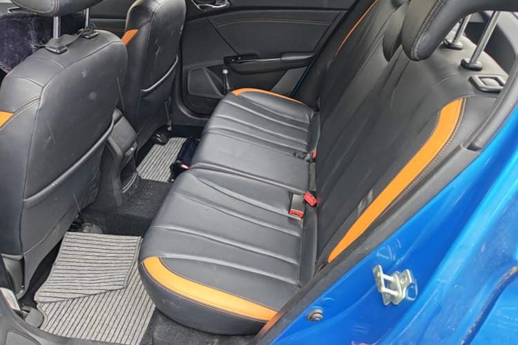 Used Baojun 310 2017 1.5L Automatic Luxury Model Left Rear Seat