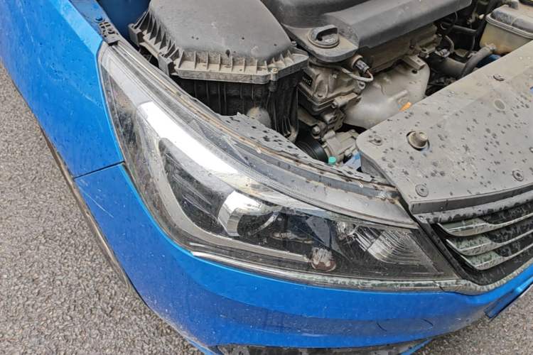 Used Baojun 310 2017 1.5L Automatic Luxury Model Right Front Headlight