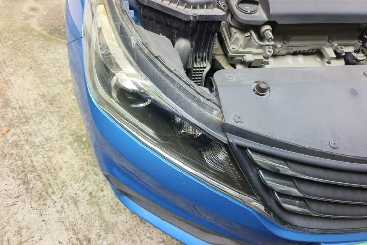 Used Baojun 310 2017 1.5L Manual Luxury Model Right Front Headlight