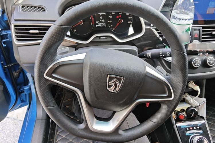 Used Baojun 310 2017 1.5L Automatic Fashion Model Steering Wheel
