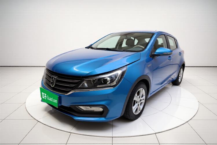 Używany Baojun 310 2017 1.5L Manual Luxury Model Guazi used car, China used car export, Used car for sale, Used  cars, Cheapest cars for sale