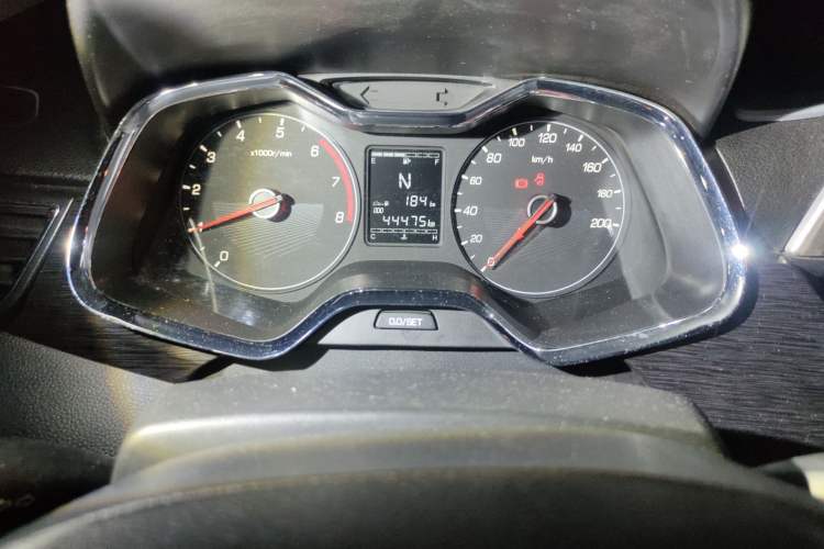 Used Baojun 310 2017 1.5L Automatic Luxury Model Instrument Cluster