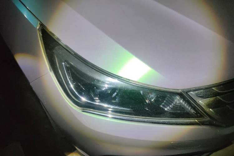 Used Baojun 310 2017 1.5L Automatic Luxury Model Right Front Headlight