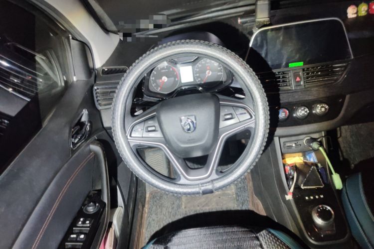 Used Baojun 310 2017 1.5L Automatic Luxury Model Steering Wheel