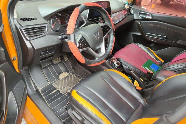 Used Baojun 310 2017 1.5L Automatic Luxury Model Driver Seat