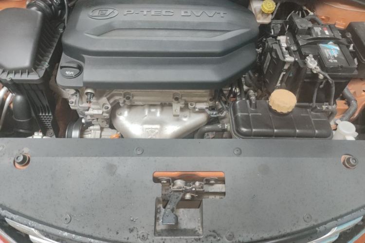 Used Baojun 310 2017 1.5L Automatic Luxury Model Engine Bay