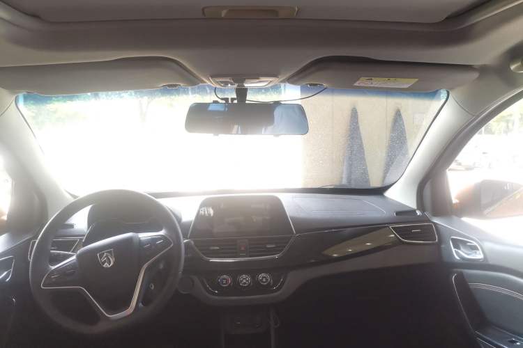 Used Baojun 310 2017 1.5L Automatic Luxury Model Headliner