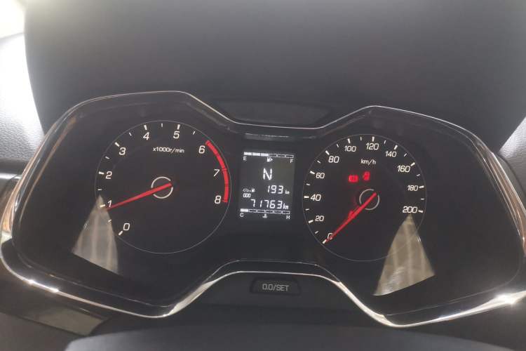 Used Baojun 310 2017 1.5L Automatic Luxury Model Instrument Cluster
