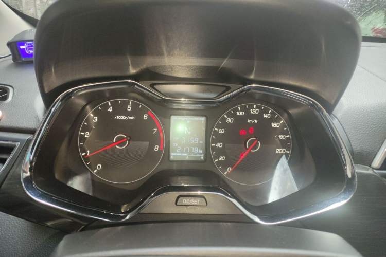 Used Baojun 310 2017 1.5L Automatic Luxury Model Instrument Cluster