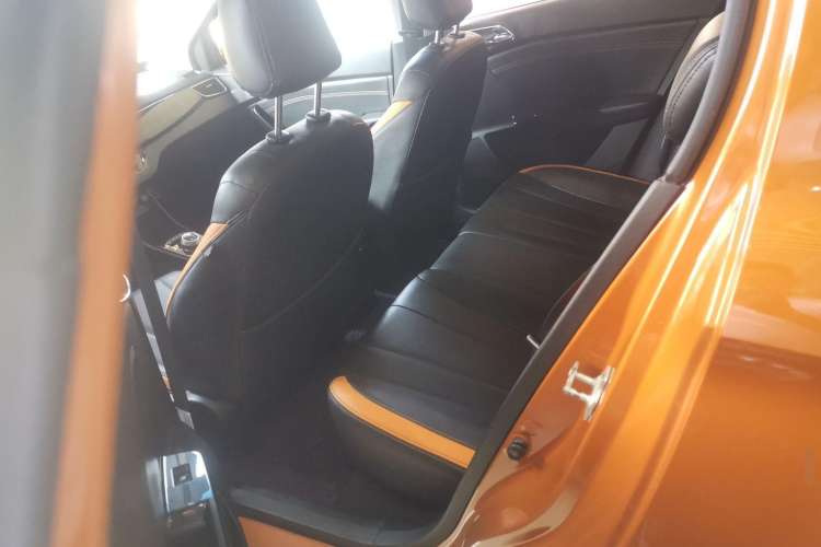 Used Baojun 310 2017 1.5L Automatic Luxury Model Left Rear Seat