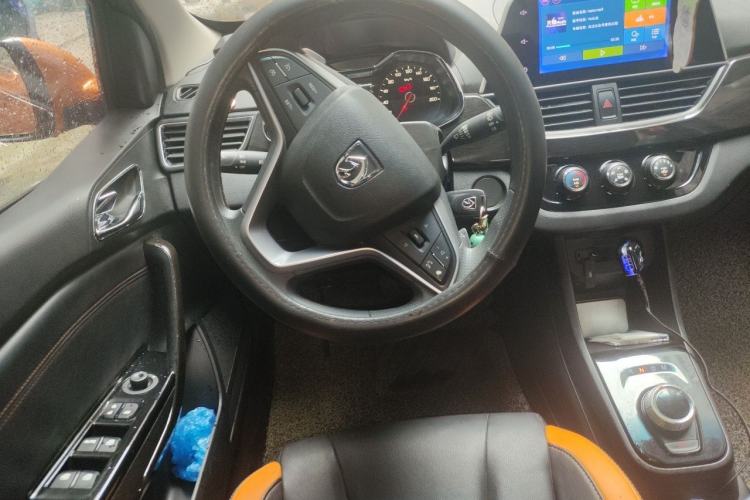 Used Baojun 310 2017 1.5L Automatic Luxury Model Steering Wheel