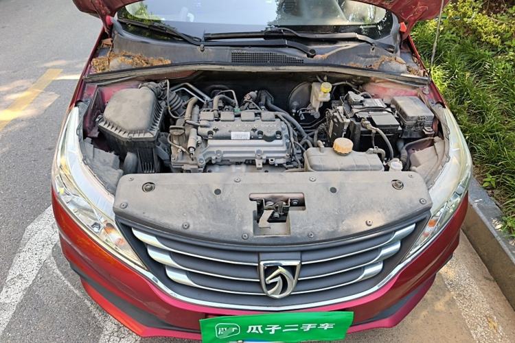 Used Baojun 310 2017 1.5L Automatic Fashion Model Engine Bay