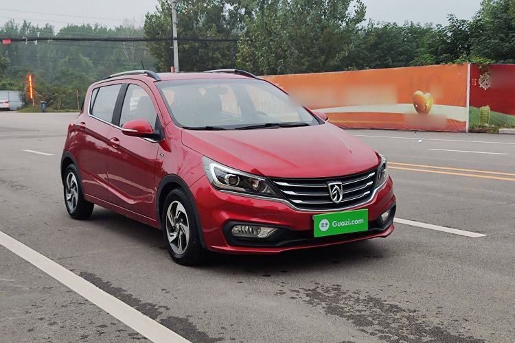 Used Baojun 310 2017 1.5L Automatic Luxury Model Exterior 2
