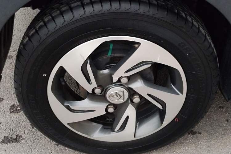Used Baojun 310 2017 1.5L Automatic Luxury Model Exterior 8