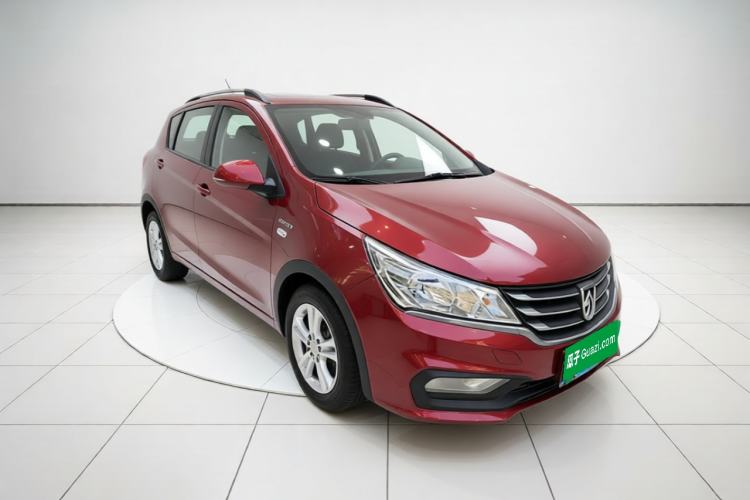 Used Baojun 310 2017 1.5L Automatic Fashion Model Front Right 45 Deg