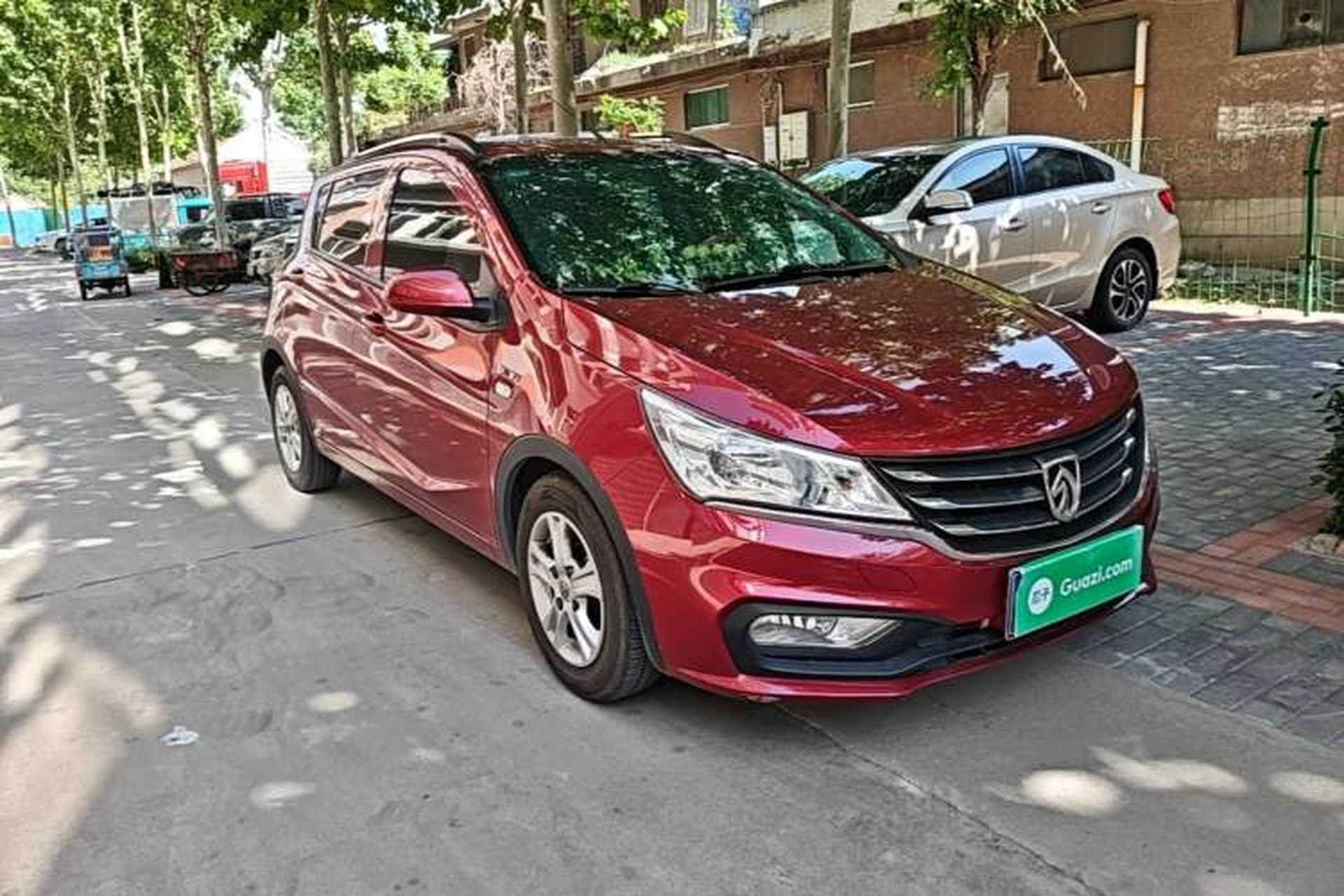 Used Baojun 310 2017 1.5L Automatic Fashion Model Front Right 45 Deg