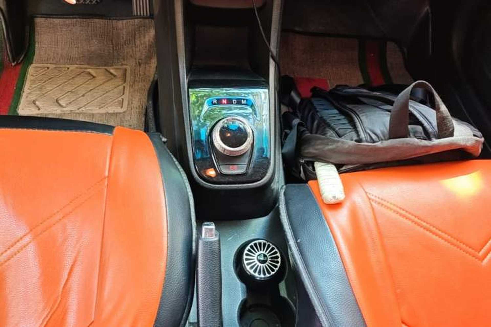 Used Baojun 310 2017 1.5L Automatic Fashion Model Gear Lever