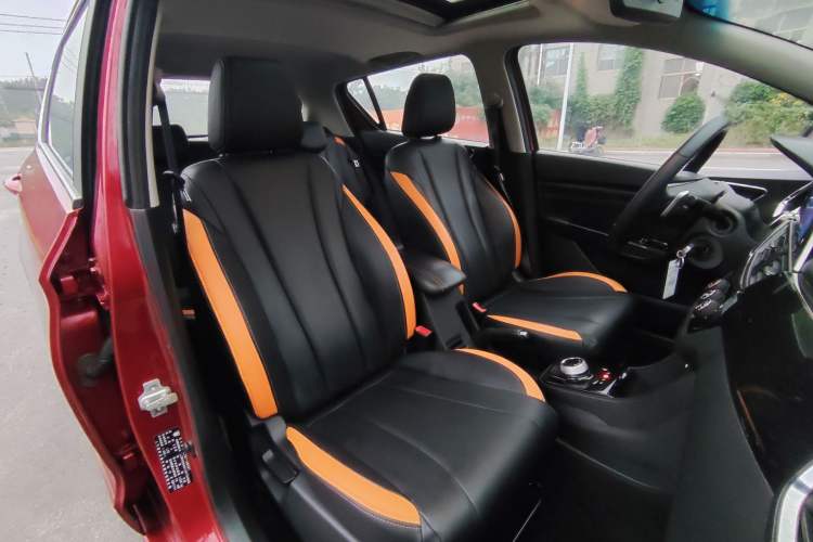 Used Baojun 310 2017 1.5L Automatic Luxury Model Headliner