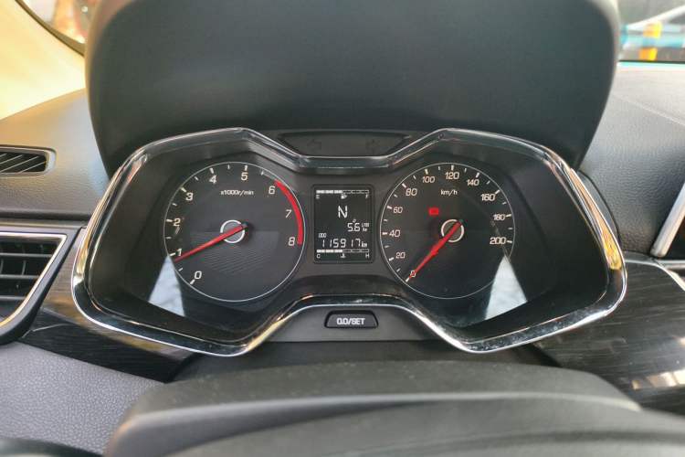 Used Baojun 310 2017 1.5L Automatic Luxury Model Instrument Cluster