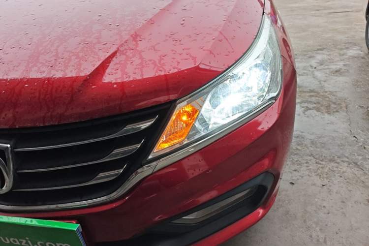 Used Baojun 310 2017 1.5L Automatic Fashion Model Left Front Headlight