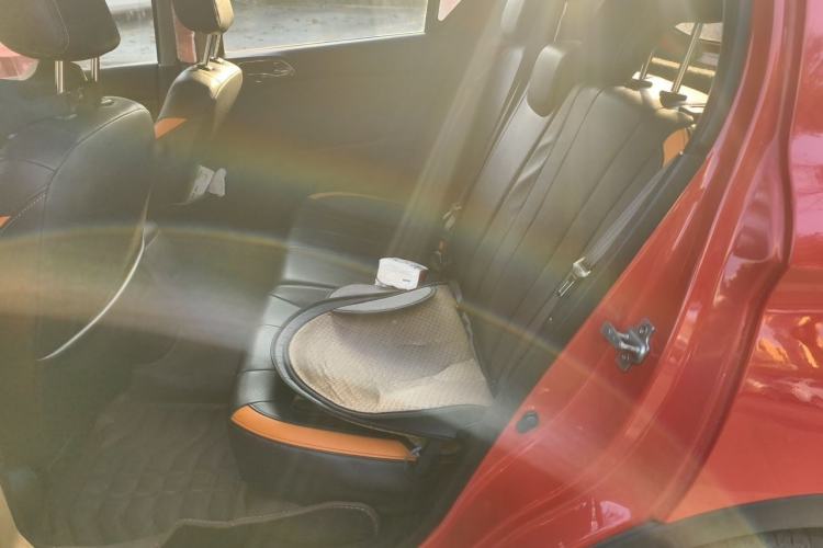 Used Baojun 310 2017 1.5L Automatic Luxury Model Left Rear Seat