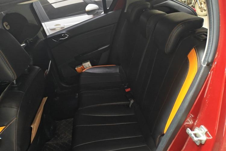 Used Baojun 310 2017 1.5L Automatic Luxury Model Left Rear Seat