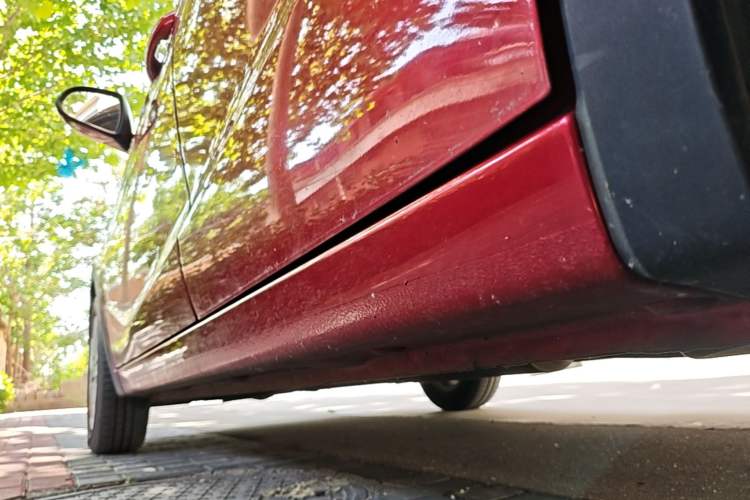 Used Baojun 310 2017 1.5L Automatic Fashion Model Left Side Sill