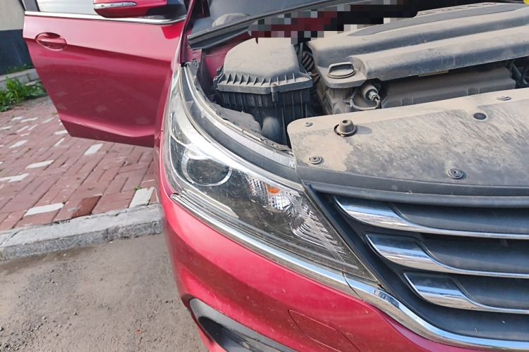Used Baojun 310 2017 1.5L Automatic Luxury Model Right Front Headlight