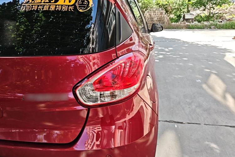 Used Baojun 310 2017 1.5L Automatic Fashion Model Right Rear Taillight