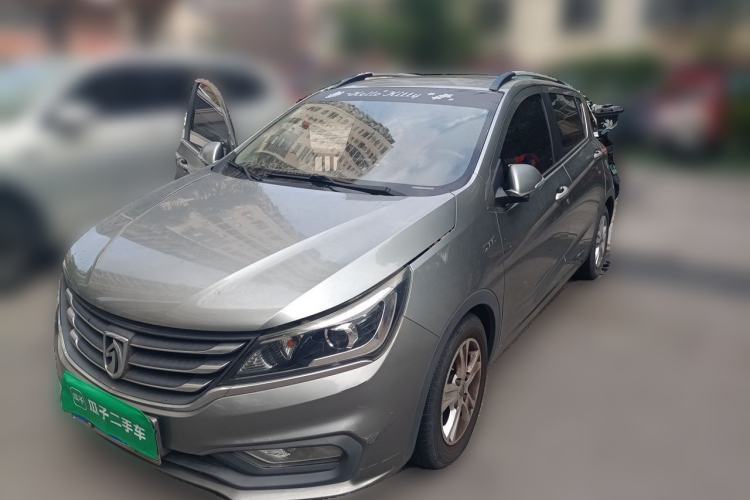 Gebrauchter Baojun 310 2017 1.5L Manual Luxury Model Guazi used car, China used car export, Used car for sale, Used  cars, Cheapest cars for sale