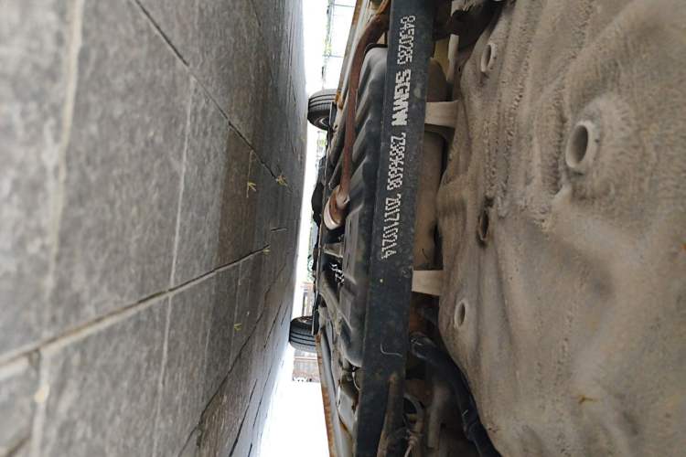 Used Baojun 310 2017 1.5L Automatic Fashion Model Chassis Rear