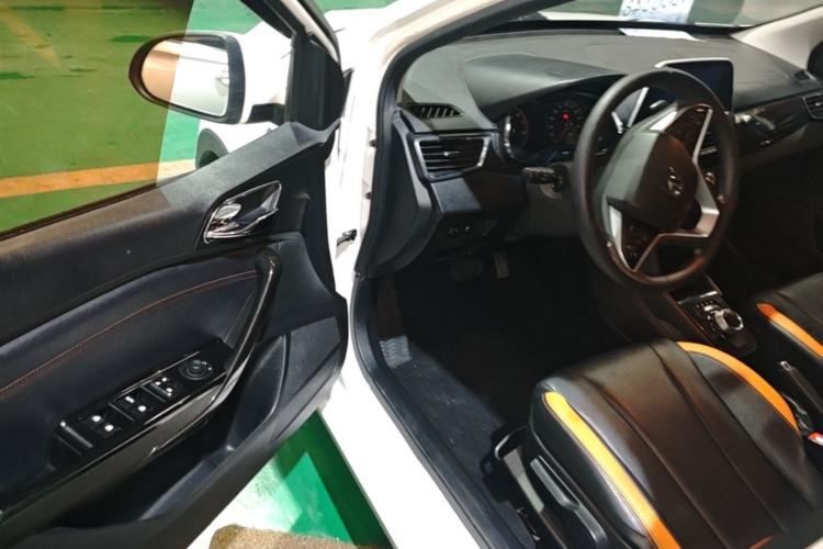 Used Baojun 310 2017 1.5L Automatic Luxury Model Driver Seat