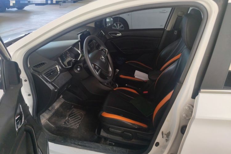 Used Baojun 310 2017 1.5L Manual Luxury Model Driver Seat