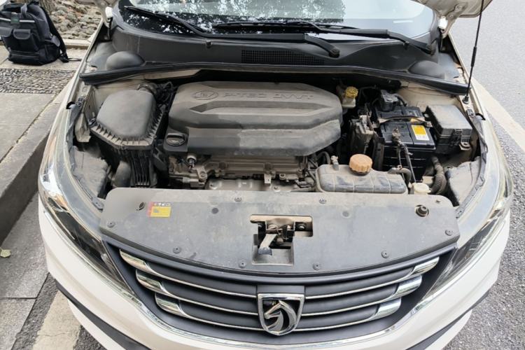 Used Baojun 310 2017 1.5L Automatic Luxury Model Engine Bay