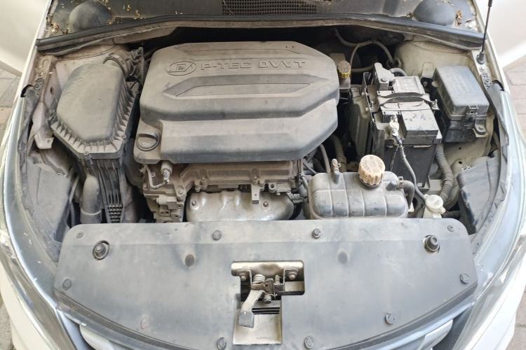 Used Baojun 310 2017 1.5L Manual Luxury Model Engine Bay