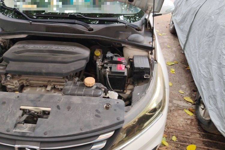 Used Baojun 310 2017 1.5L Manual Luxury Model Engine Bay Left