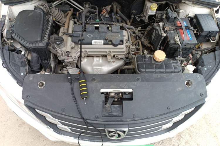 Used Baojun 310 2017 1.5L automatic comfort version Engine Bay