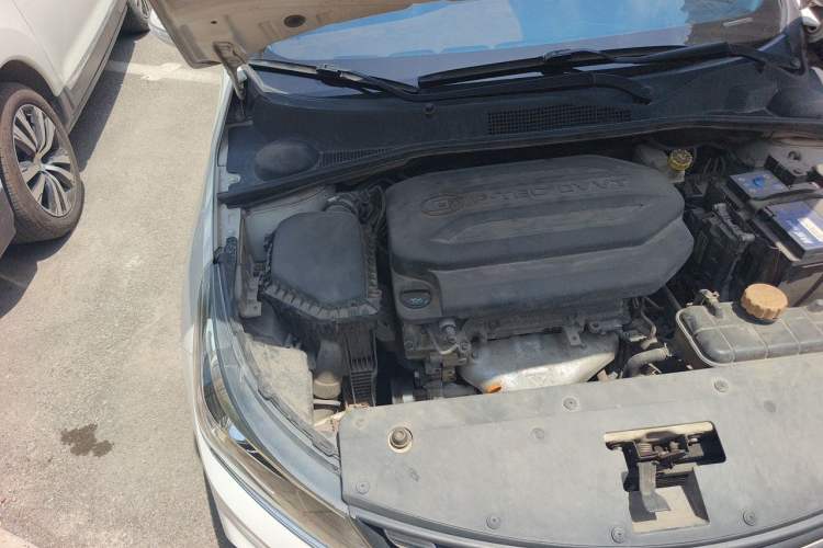 Used Baojun 310 2017 1.5L Automatic Luxury Model Engine Bay Right