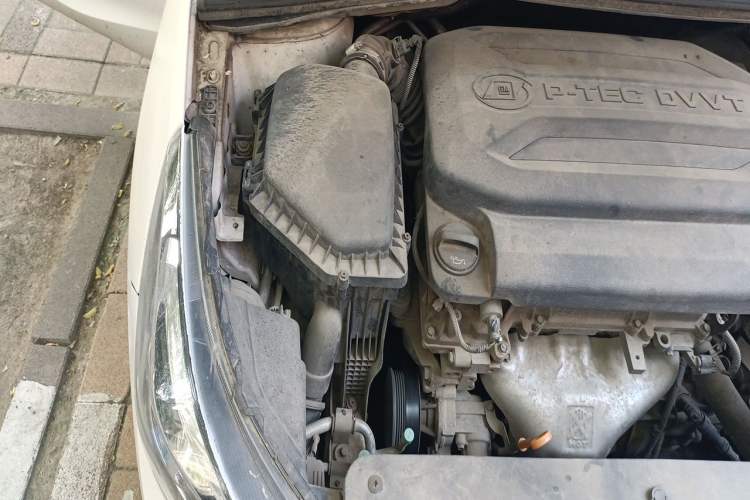 Used Baojun 310 2017 1.5L Manual Luxury Model Engine Bay Right