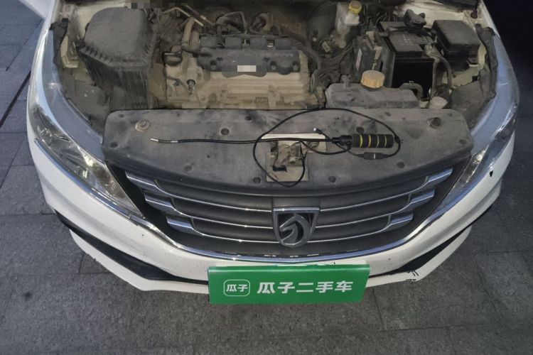 Used Baojun 310 2017 1.5L automatic comfort version Engine Bay