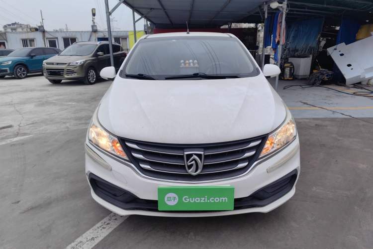Used Baojun 310 2017 1.5L automatic comfort version Exterior 1