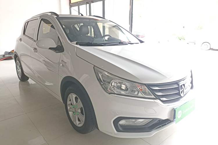 Used Baojun 310 2017 1.5L Manual Fashion Model Exterior 1