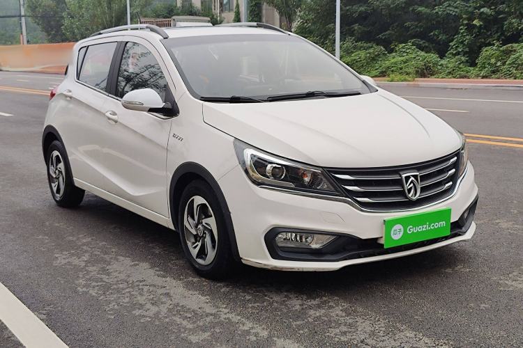 Used Baojun 310 2017 1.5L Automatic Luxury Model Exterior 2
